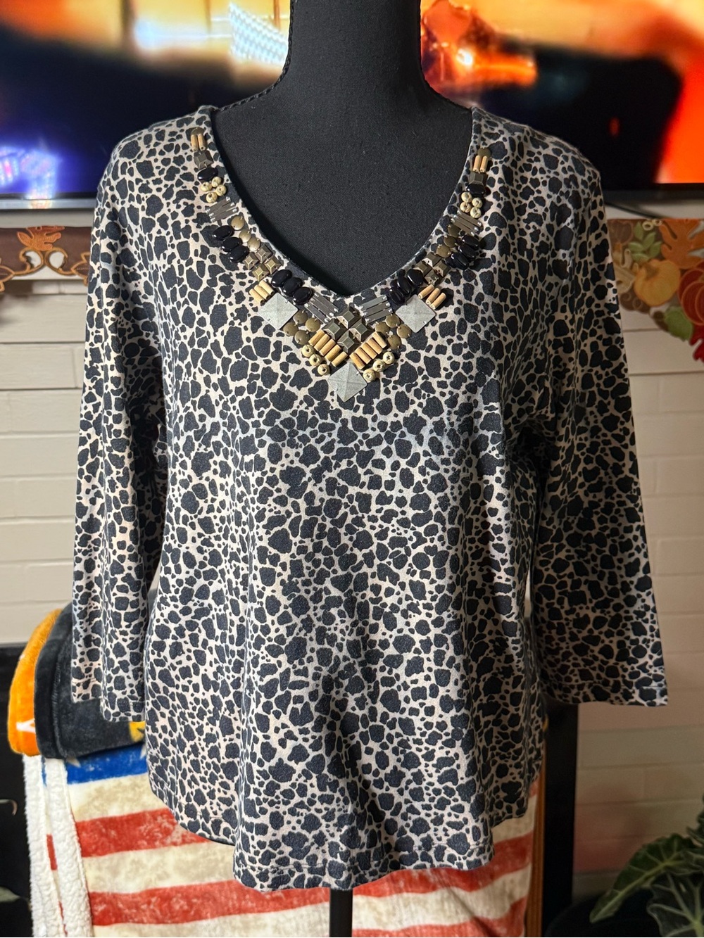 Ruby Rd. Beaded V-Neck Animal Print Long Sleeve Top - Black & Cream